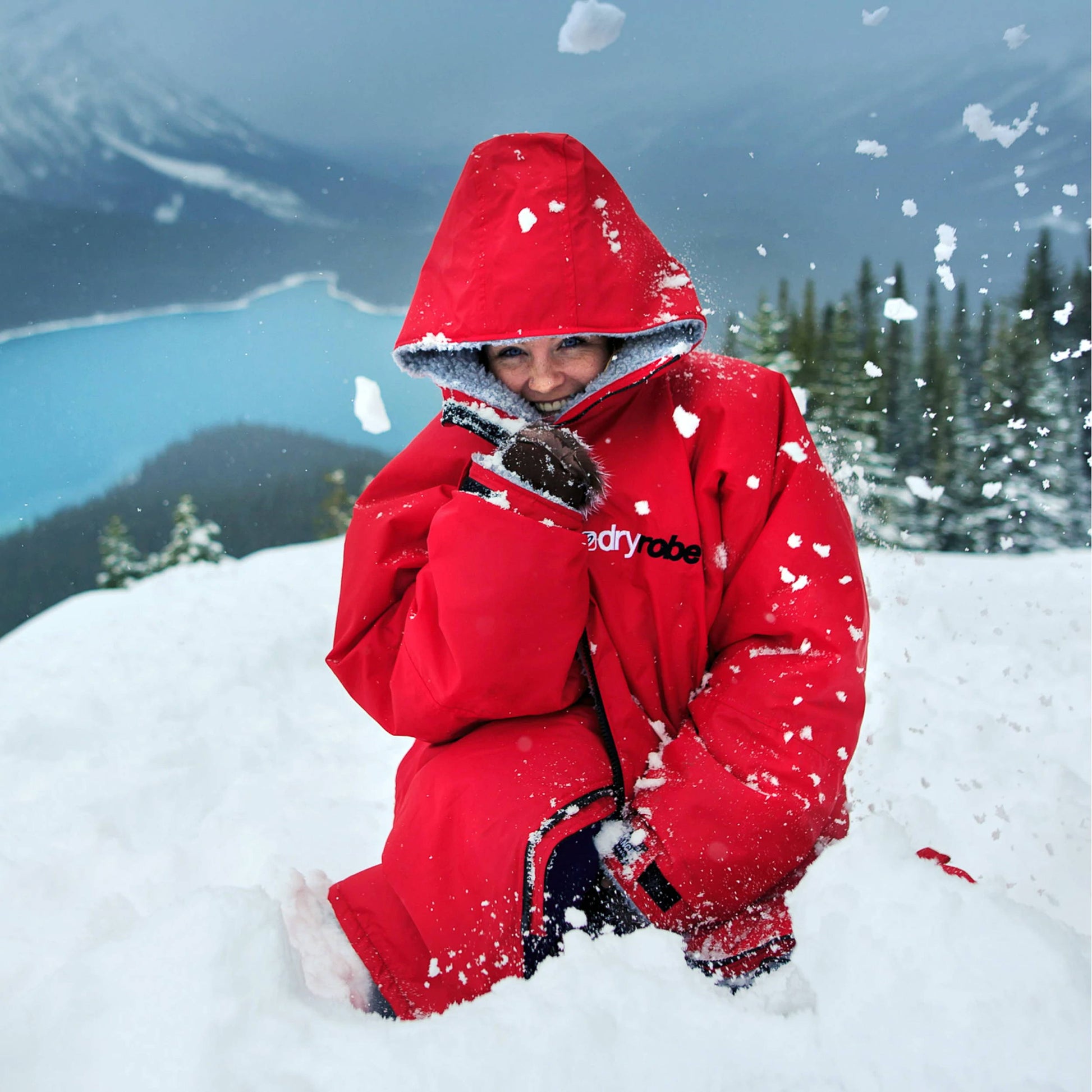 Advance Dryrobe Red / Grey - Age 10-13 image